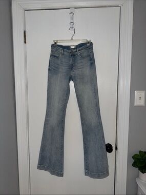 For all mankind- size 25- Light Wash Women's Flared Jeans - Classic Fit
